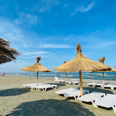 Casa Noastra De La Mare Villa นาโวดาริ ภายนอก รูปภาพ
